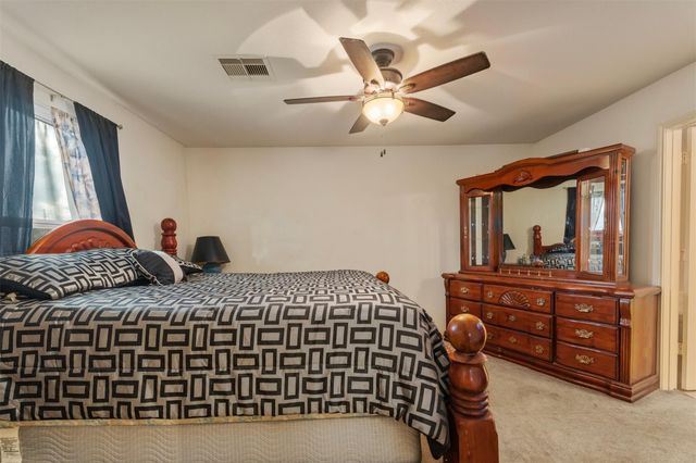 818 Marigold Road, Baytown, TX 77521