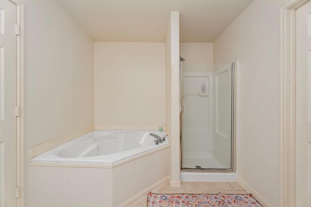 818 Marigold Road, Baytown, TX 77521