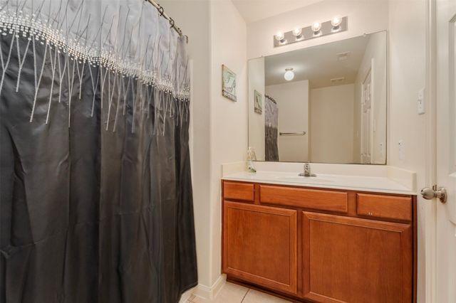 818 Marigold Road, Baytown, TX 77521