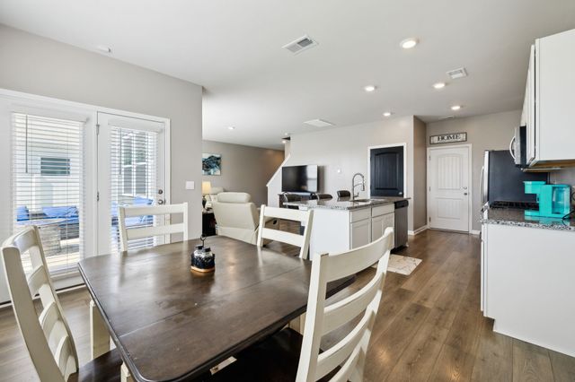 866 Long Leaf Rd, Lebanon, TN 37087