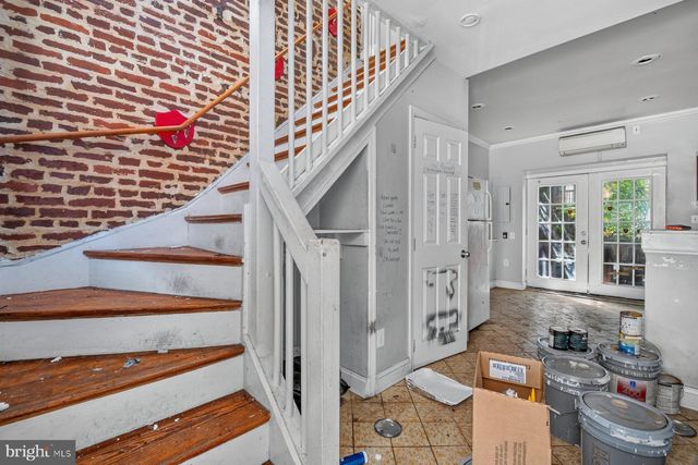 865 REINHART ST, Baltimore, MD 21230