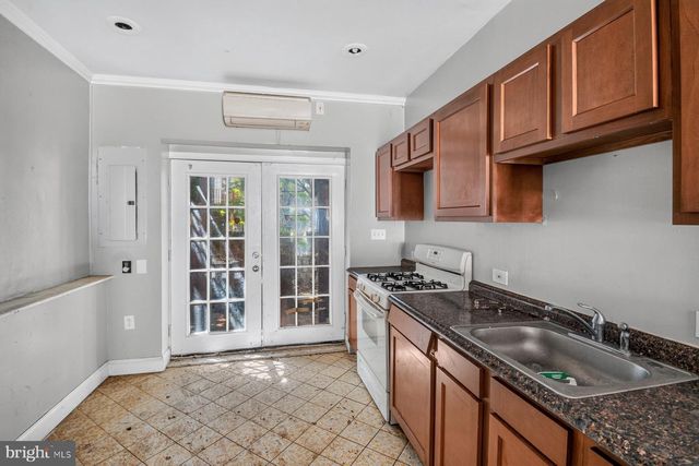 865 REINHART ST, Baltimore, MD 21230
