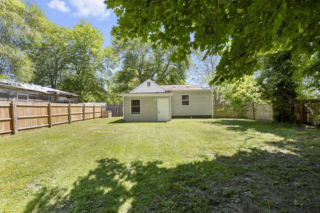 313 Elizabeth Street, Buchanan Twp, MI 49107
