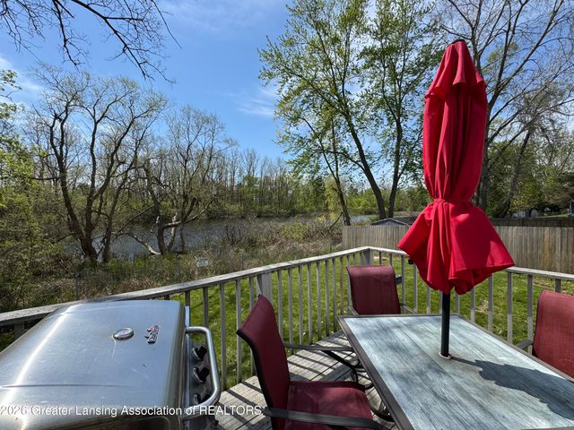 4019 Chickory Lane, Lansing, MI 48910