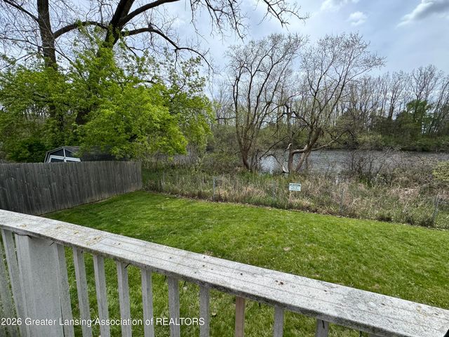 4019 Chickory Lane, Lansing, MI 48910