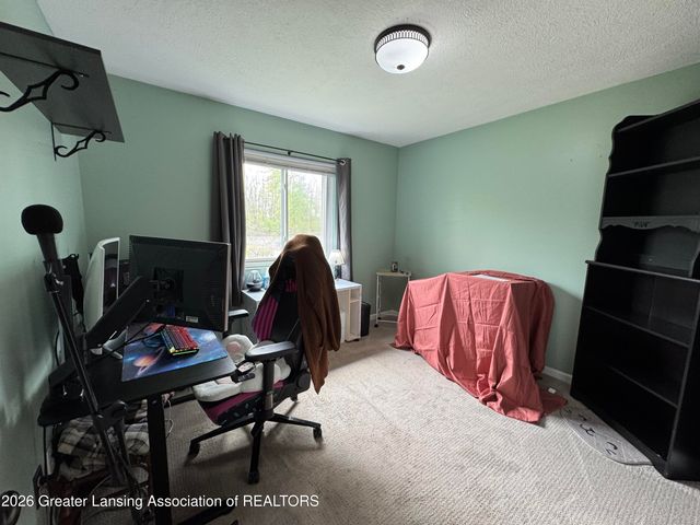 4019 Chickory Lane, Lansing, MI 48910