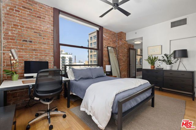 460 S Spring Street 916, Los Angeles, CA 90013