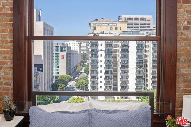 460 S Spring Street 916, Los Angeles, CA 90013