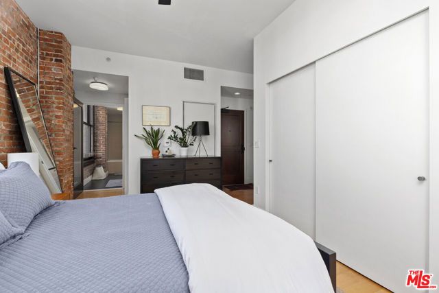 460 S Spring Street 916, Los Angeles, CA 90013