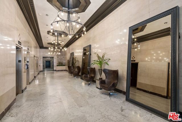 460 S Spring Street 916, Los Angeles, CA 90013