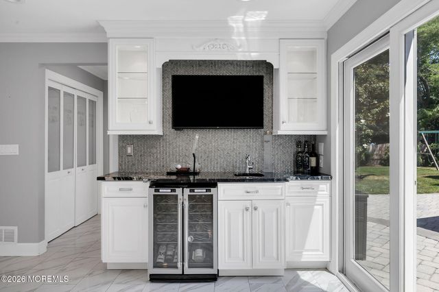 30 Muncy Drive, West Long Branch, NJ 07764