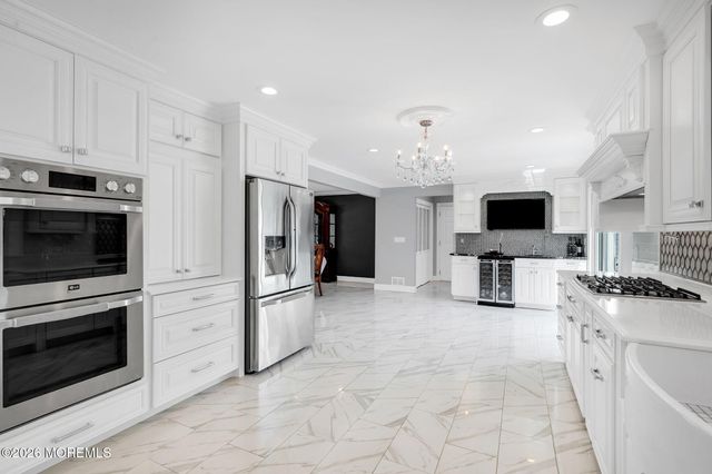 30 Muncy Drive, West Long Branch, NJ 07764