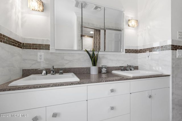 30 Muncy Drive, West Long Branch, NJ 07764