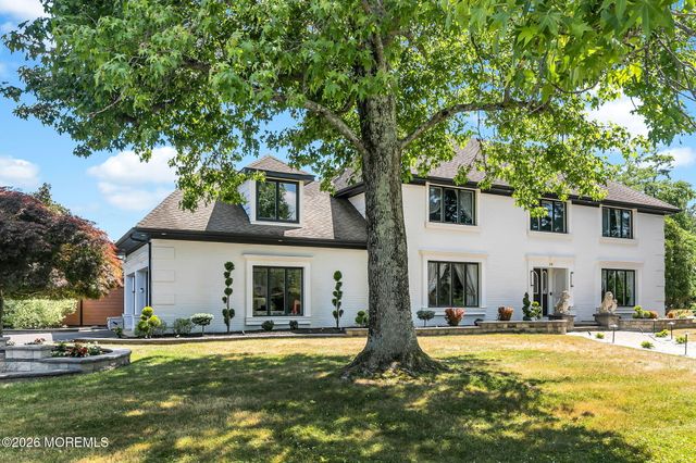 30 Muncy Drive, West Long Branch, NJ 07764