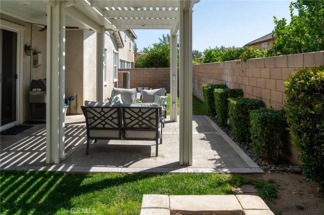 5352 Parma, Fontana, CA 92336