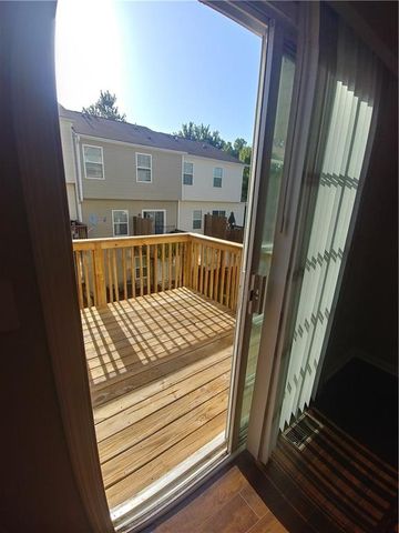 2214 Landing Walk Drive, Duluth, GA 30097