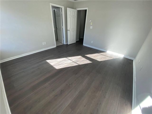 2214 Landing Walk Drive, Duluth, GA 30097