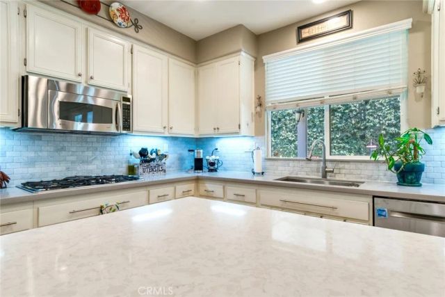 15778 Buck Point, Fontana, CA 92336