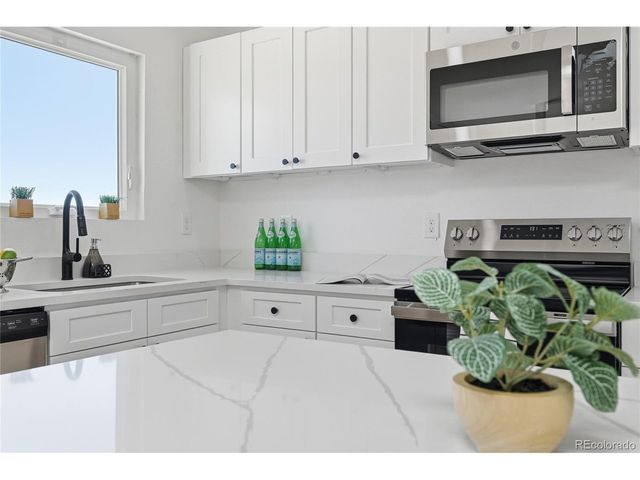 774 S Watermelon Dr, Pueblo West, CO 81007