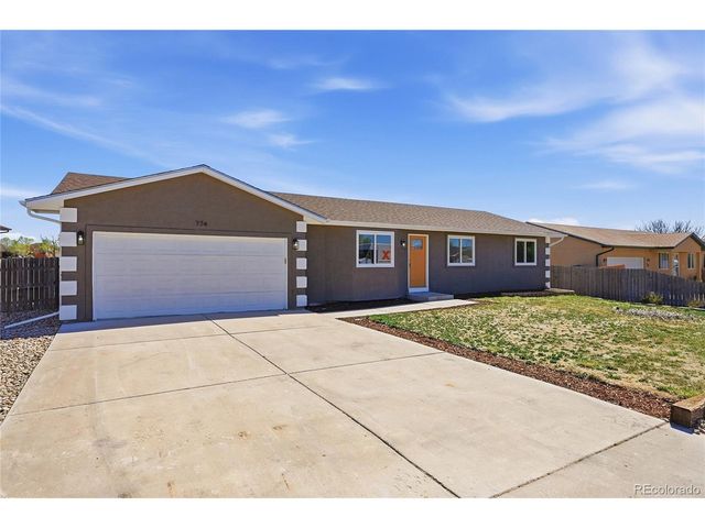 774 S Watermelon Dr, Pueblo West, CO 81007