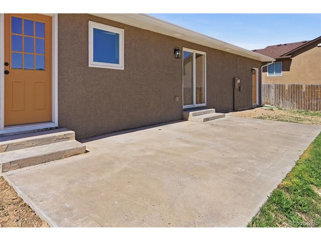 774 S Watermelon Dr, Pueblo West, CO 81007