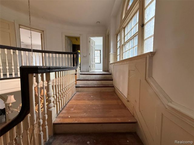 1818 Iroquois Street, Detroit, MI 48214