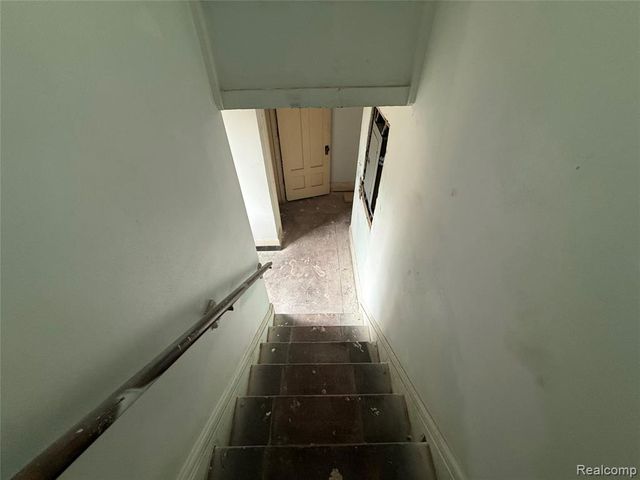 1818 Iroquois Street, Detroit, MI 48214