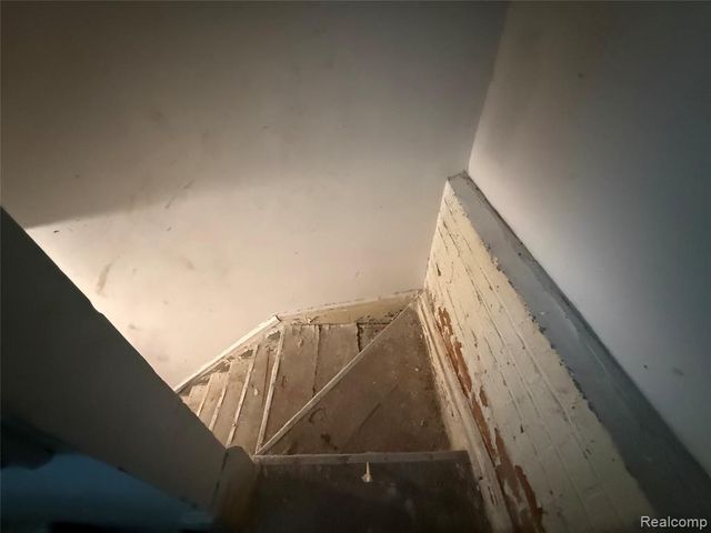 1818 Iroquois Street, Detroit, MI 48214