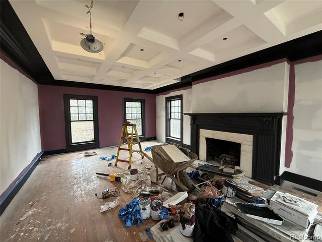 1818 Iroquois Street, Detroit, MI 48214