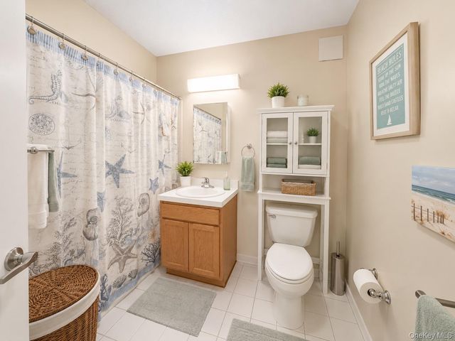 260 Beach 81st Street 4E, Rockaway Beach, NY 11693