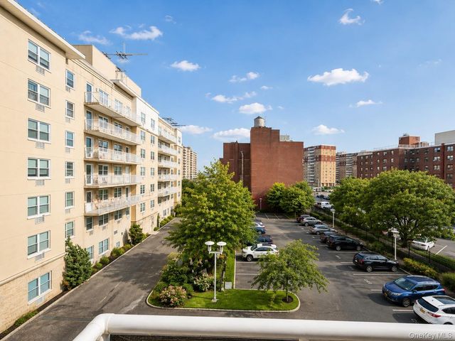 260 Beach 81st Street 4E, Rockaway Beach, NY 11693