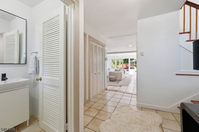 1 Carey Ct, Montclair Twp., NJ 07042