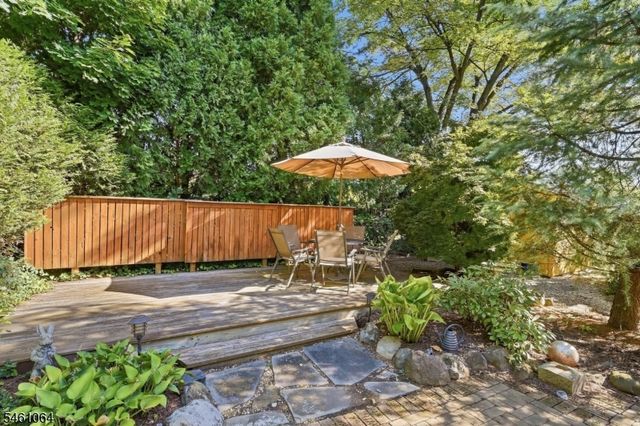 1 Carey Ct, Montclair Twp., NJ 07042