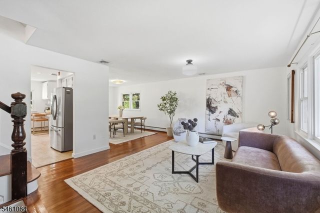 1 Carey Ct, Montclair Twp., NJ 07042