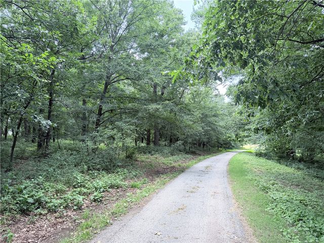 9851 N Hwy 43, Maysville, AR 72747