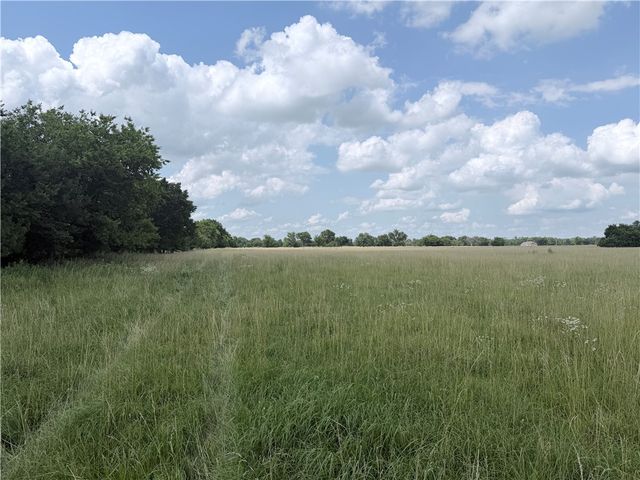 9851 N Hwy 43, Maysville, AR 72747