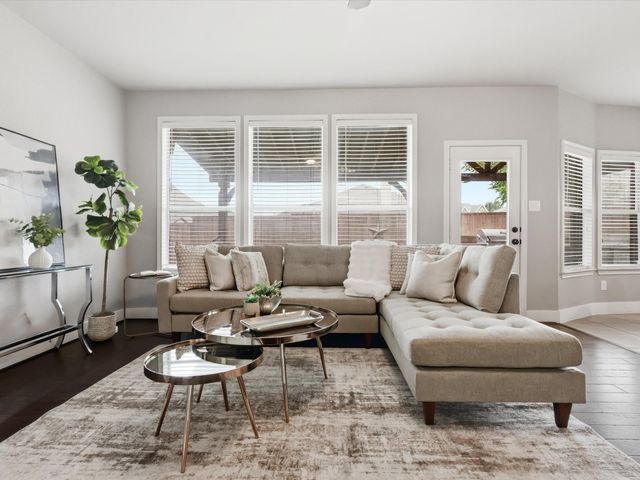 1330 Lake Trail Court, Wylie, TX 75098