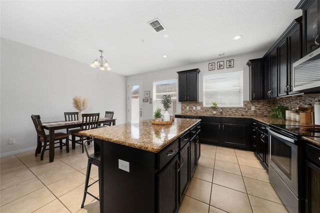8515 VEDDER LN, Orlando, FL 32832