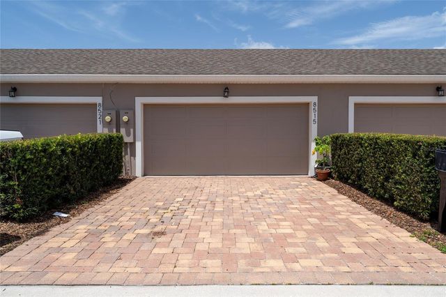 8515 VEDDER LN, Orlando, FL 32832