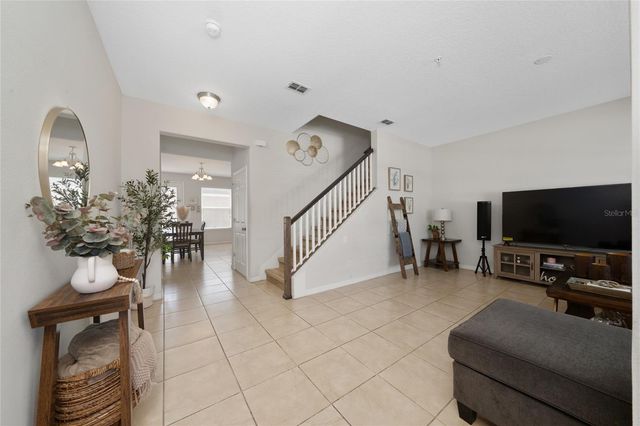 8515 VEDDER LN, Orlando, FL 32832
