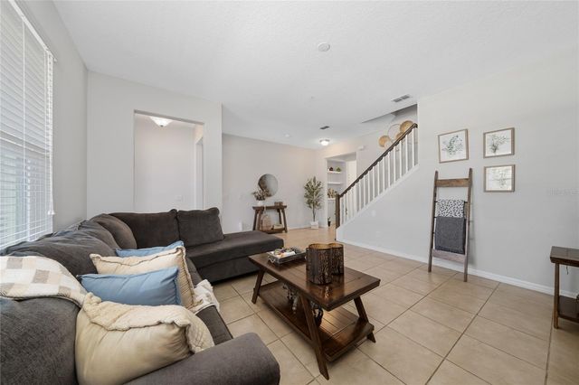 8515 VEDDER LN, Orlando, FL 32832