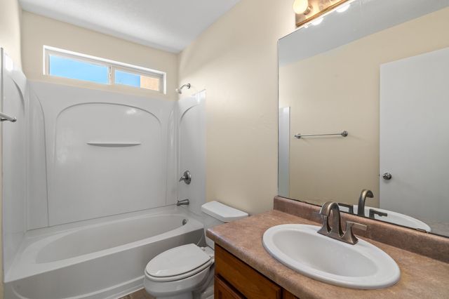 16 Firerock Place, Santa Fe, NM 87508