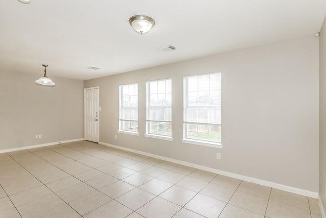 4906 N Cancun Drive, Houston, TX 77045