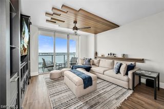 3000 Oasis Grand BLVD 1004, Fort Myers, FL 33916