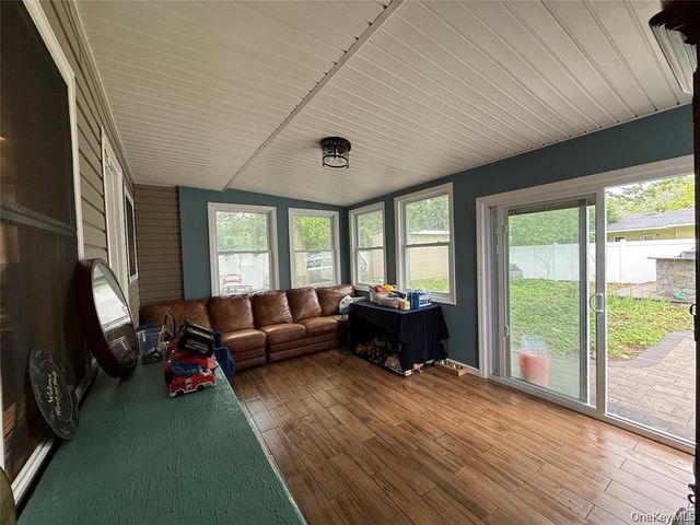 803 Bayview Avenue, Amityville, NY 11701