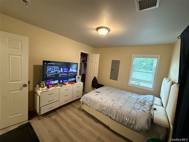 803 Bayview Avenue, Amityville, NY 11701