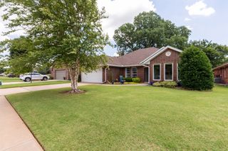 812 Old Bugle Road, Edmond, OK 73003