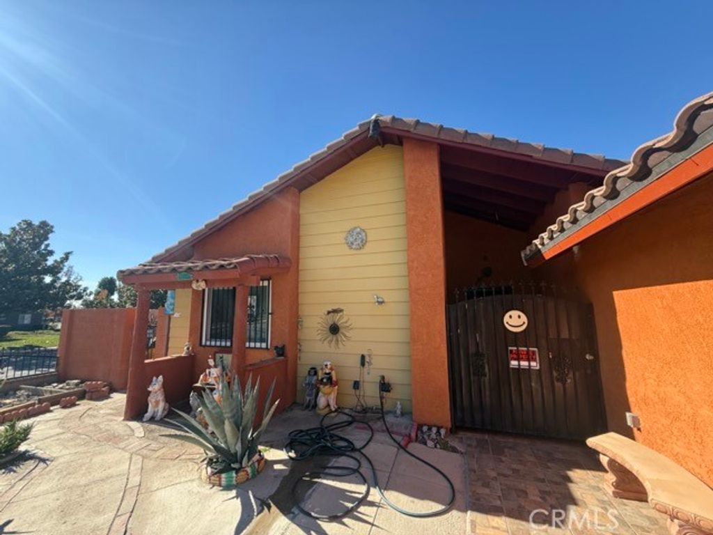 13747 Vellanto, Moreno Valley, CA 92553