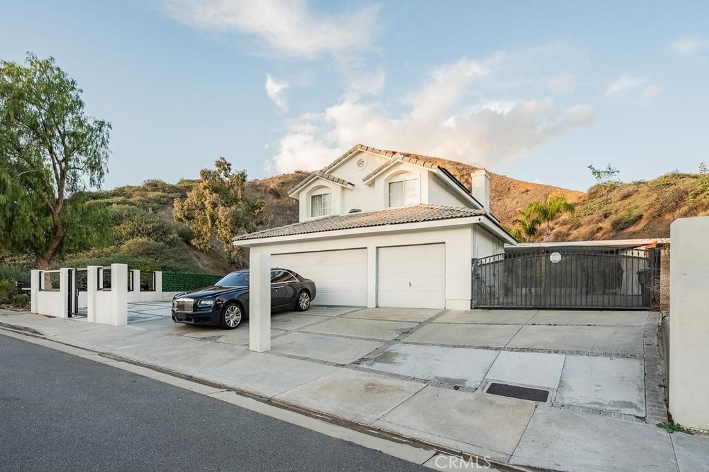 28491 Nicholas Circle, Saugus, CA 91350 — photo 2