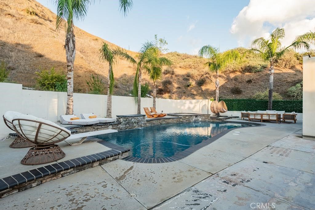 28491 Nicholas Circle, Saugus, CA 91350 — photo 3